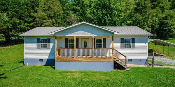 1054 West Vann Road