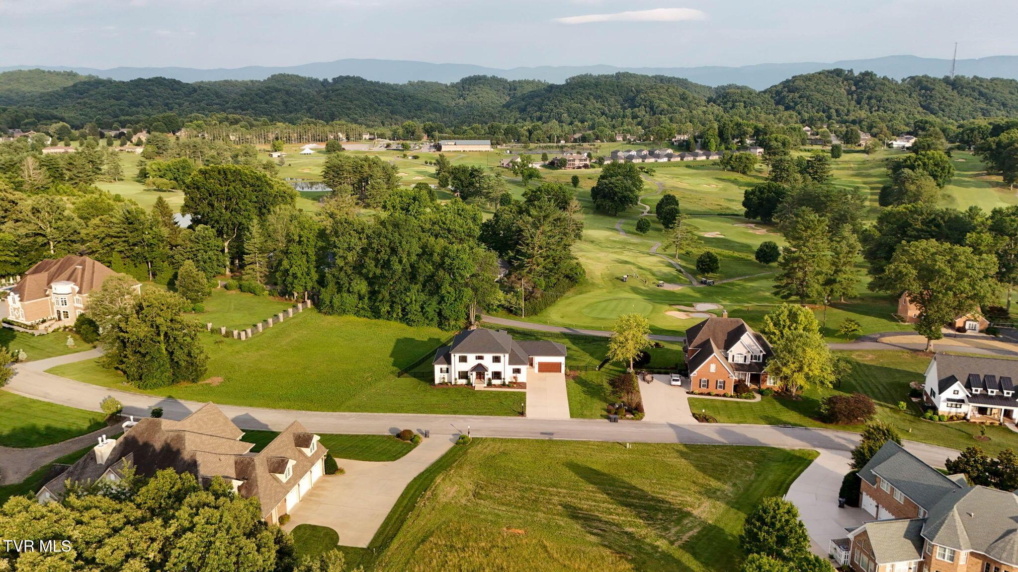 Image 2: 12-web-or-mls-1161 Mountain Vista Dr Dro