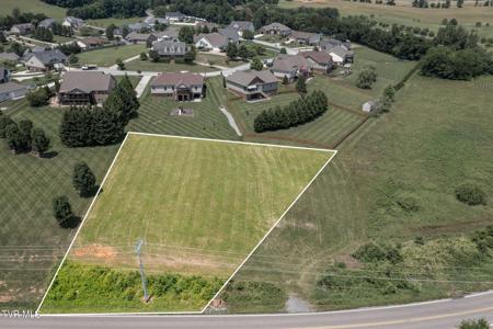 611 North Highway 81