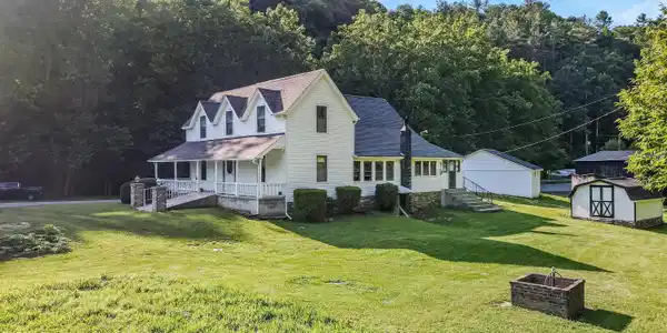 Image 3: DJI_0522