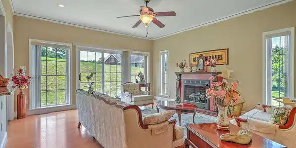 Image 3: 7-web-or-mls-23047 Lone Eagle KK-13