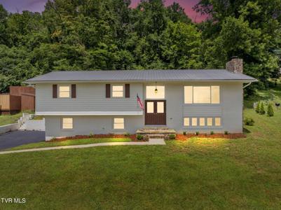 640 Foothills Road
