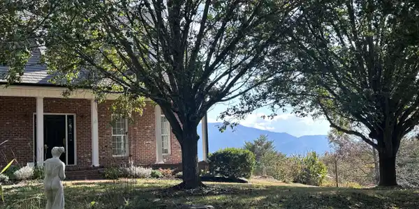 456 Greystone Road