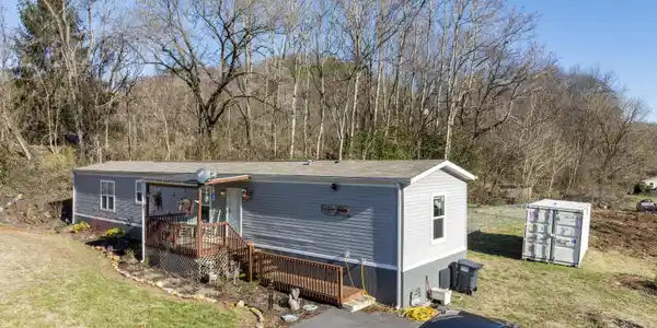 117 Jenkins Hollow Road