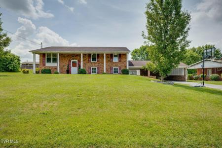 346 Skyland Drive