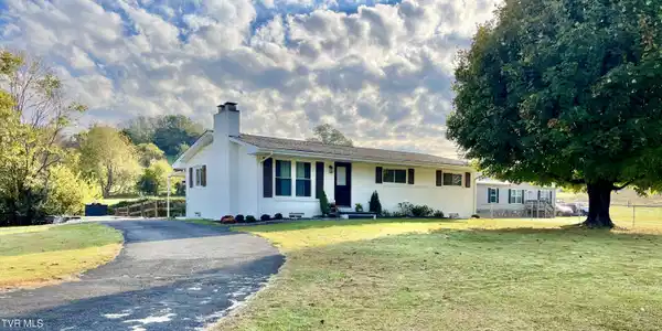 2713 South Highway 81