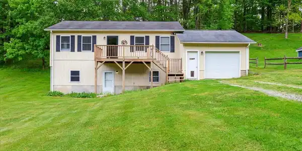 809 Ragan Road
