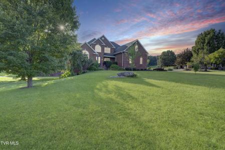 405 Heather View Drive