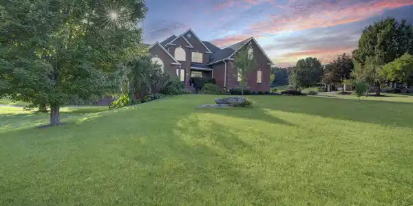 405 Heather View Drive