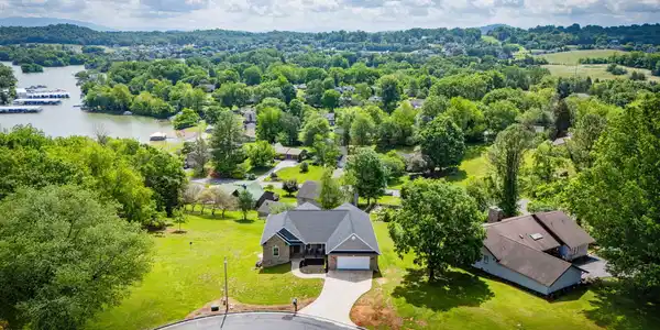1 Sweetwood Drive