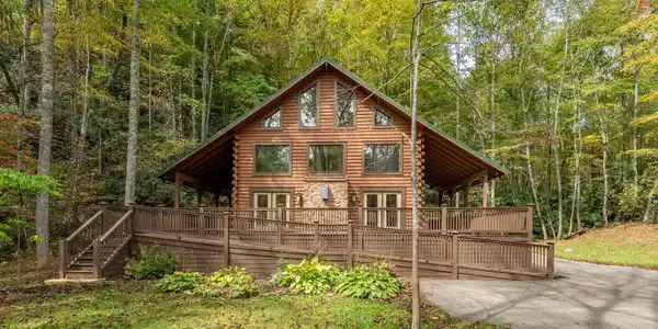 Image 2: 268 Moreland Dr (3 of 65)