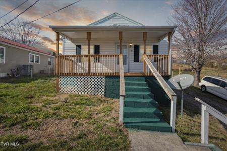 205 Crystal View Street