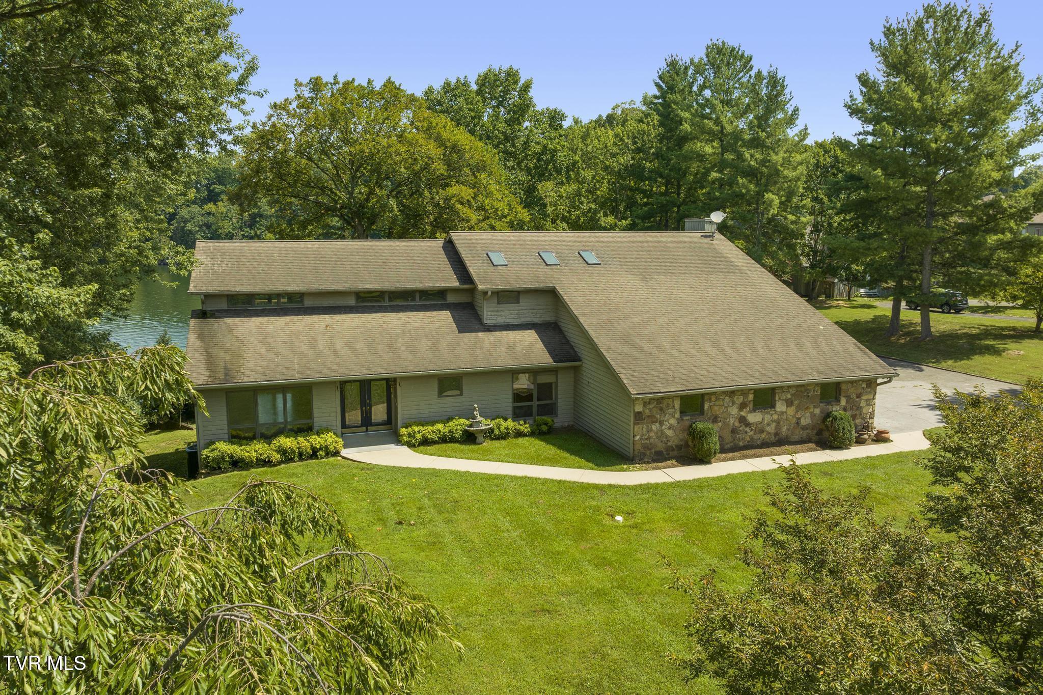 Image 2: DJI_0557