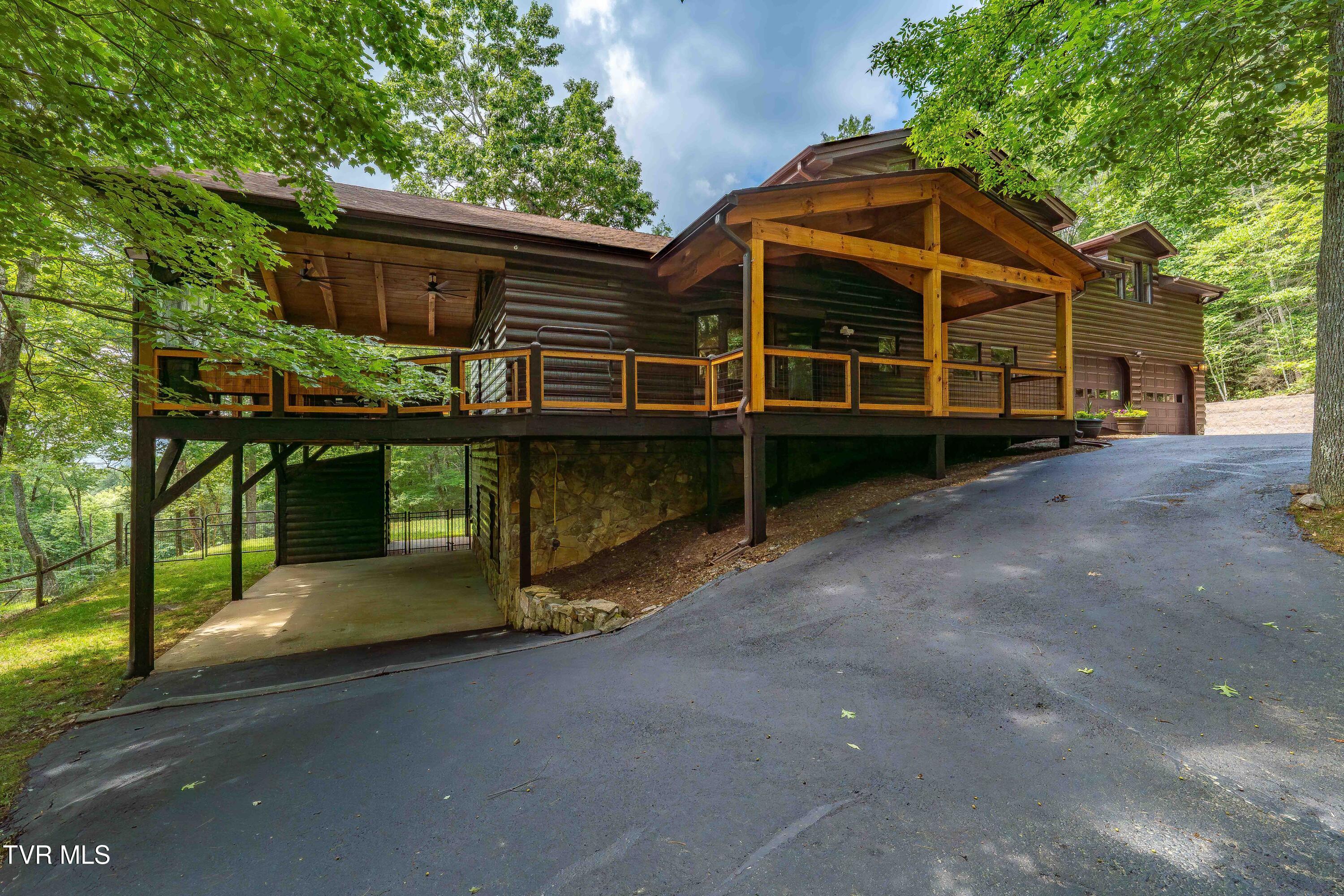 Image 2: 191 Bear Ridge Dr (42 of 80)