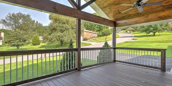 Image 4: 4-web-or-mls-1404 Meadow Ln-5