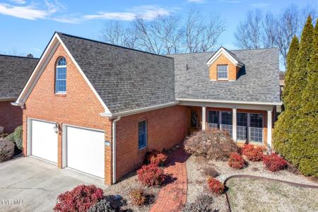 220 Southwind Circle