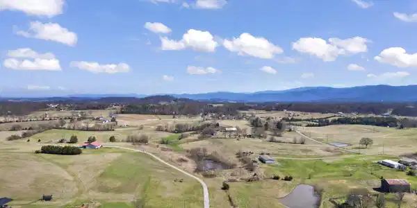 Image 3: DJI_0131