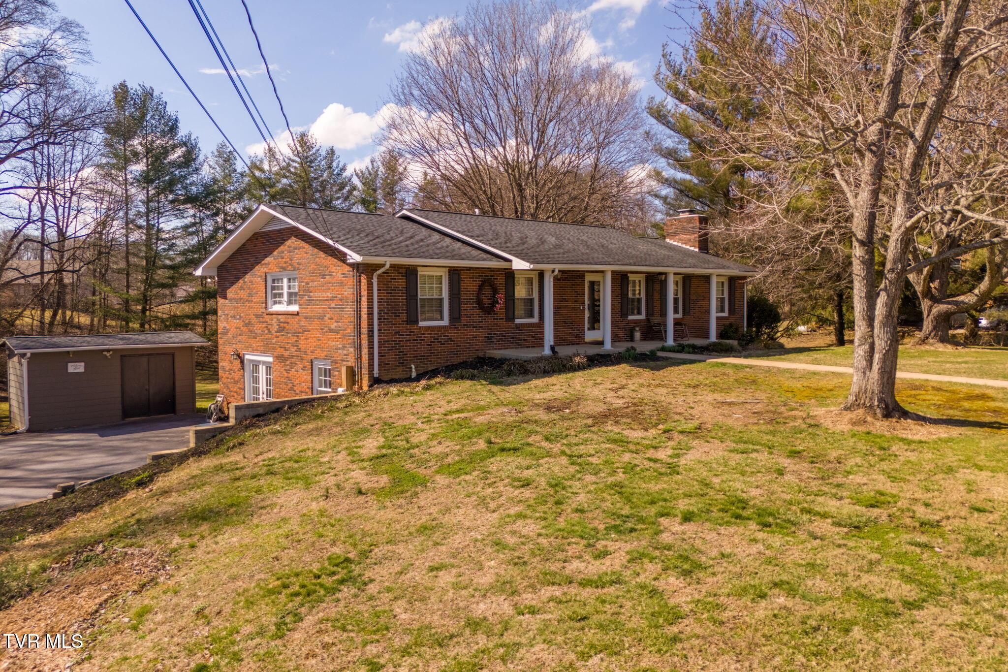 Image 2: 1-web-or-mls-119-popular-dr