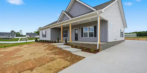 115 Emperor Lane