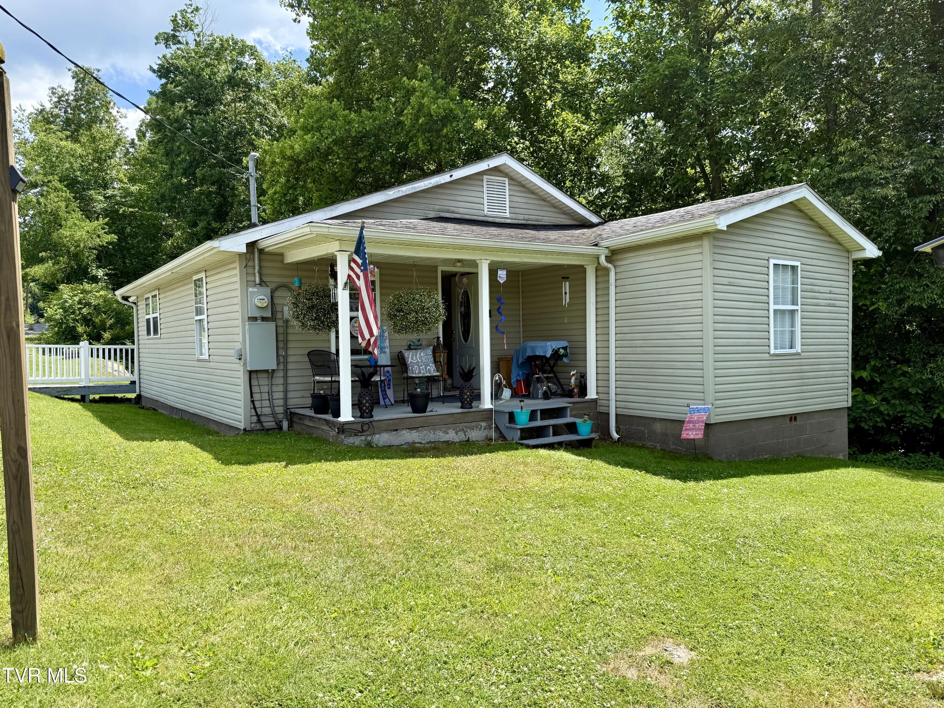 Image 1: 2