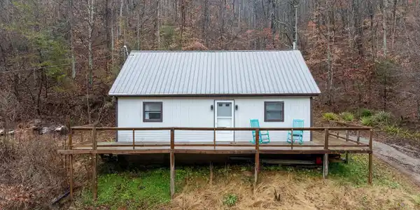 7300 Snake Hollow Road