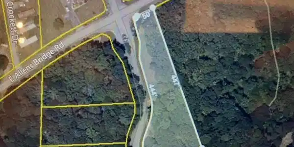Image 2: Lot 72