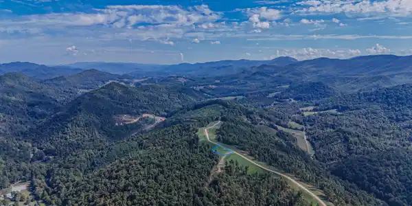 Image 3: Summerfield - Lot 92 -5