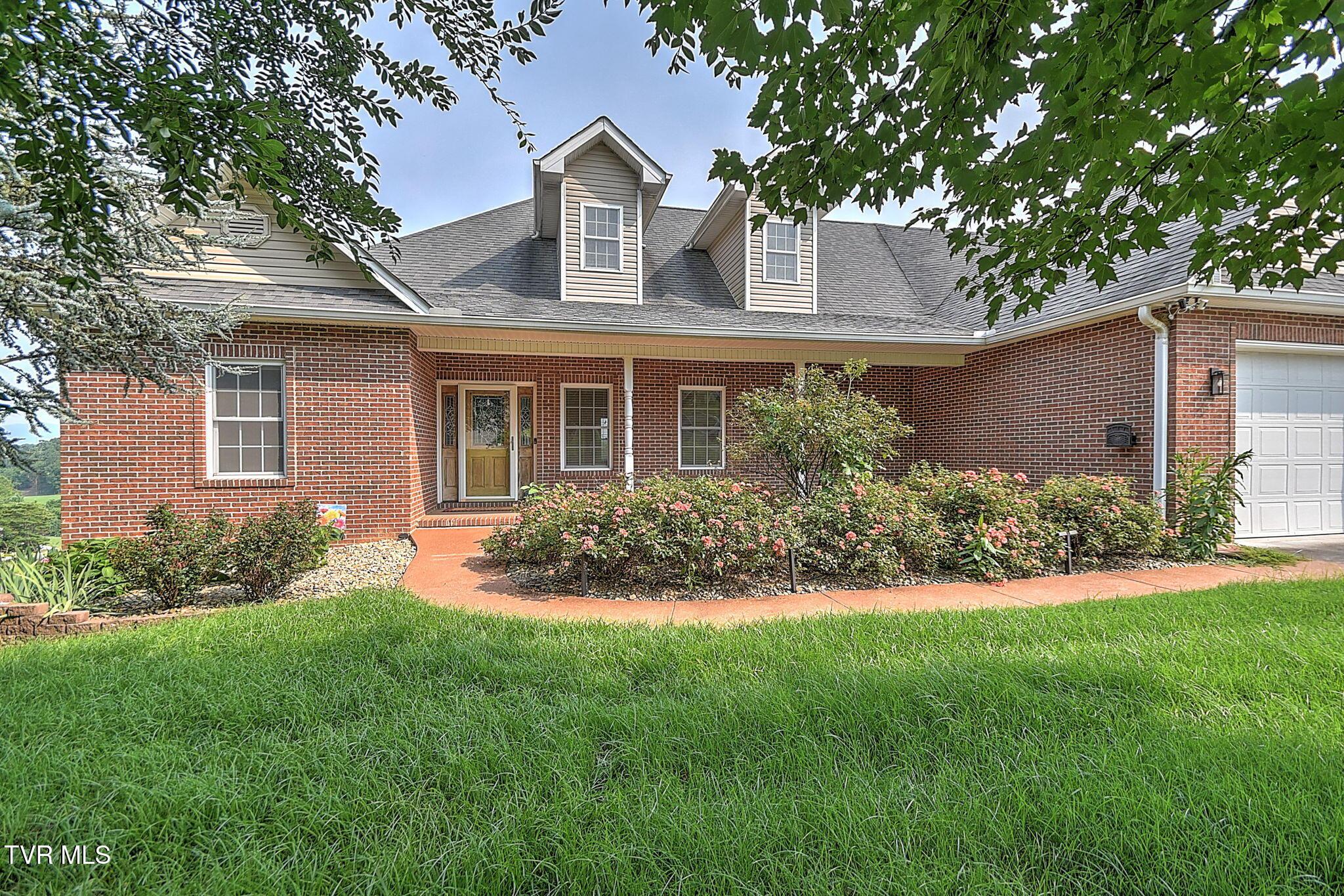 Image 1: 2-web-or-mls-442 Grovemont Pl MH-2