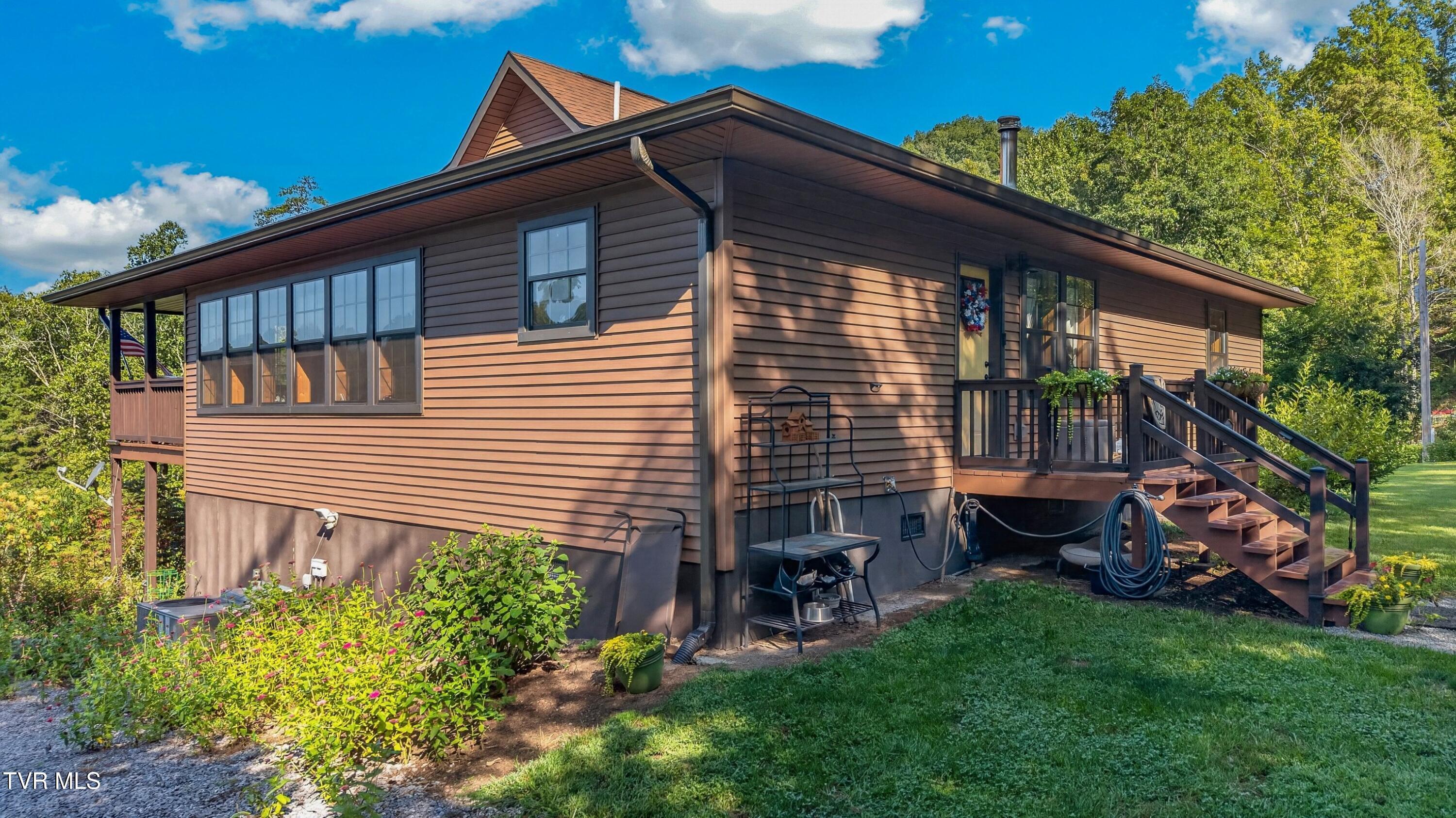 Image 3: 003-7020CaneyValleyRoad-Tazewell-TN-3787