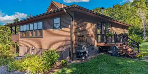 Image 3: 003-7020CaneyValleyRoad-Tazewell-TN-3787