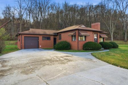 4701 Sullivan Gardens Parkway