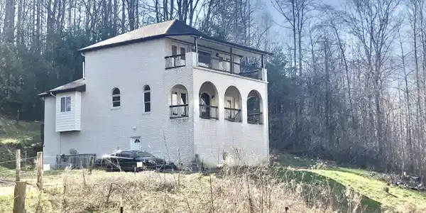 120 Bella Vista Lane