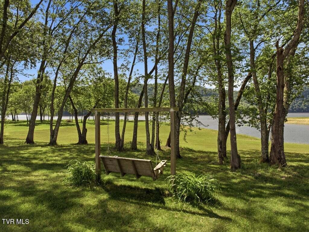 Image 3: 220 Misty View Cir - 3