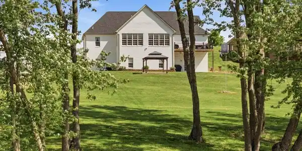 Image 4: 220 Misty View Cir - 4
