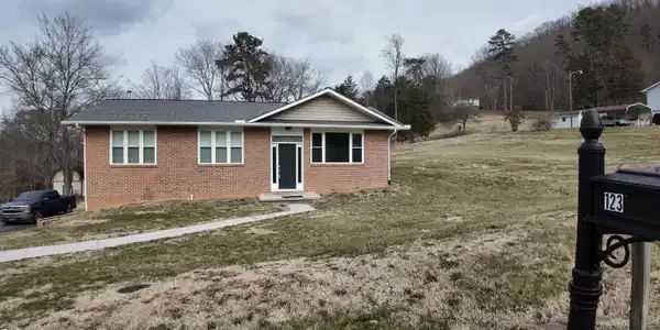 123 Valley View Drive