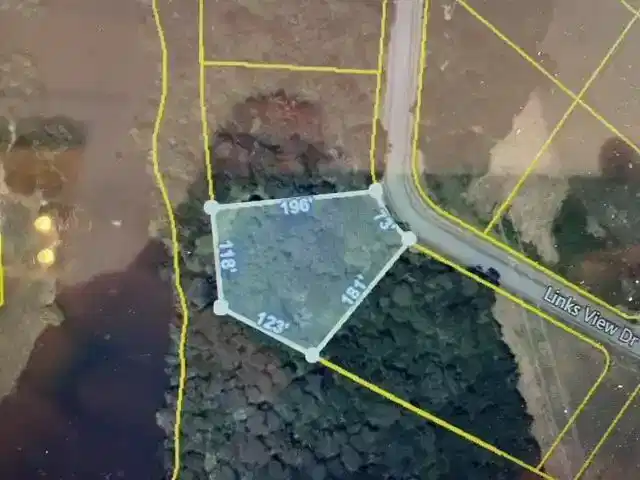 Image 1: Lot 27