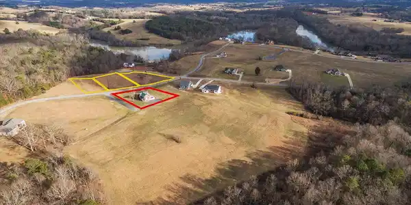 Image 3: Aerial-364-River-Point-Drive-LNA_0008