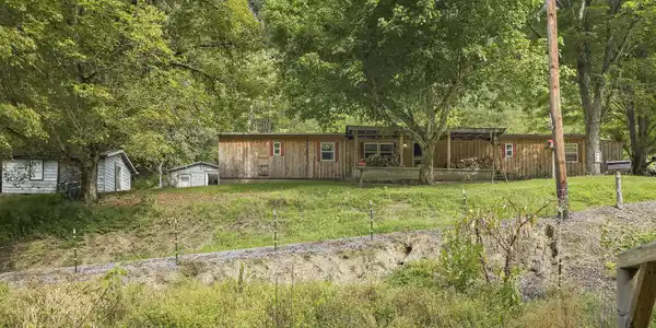 402 Gonce Hollow Road