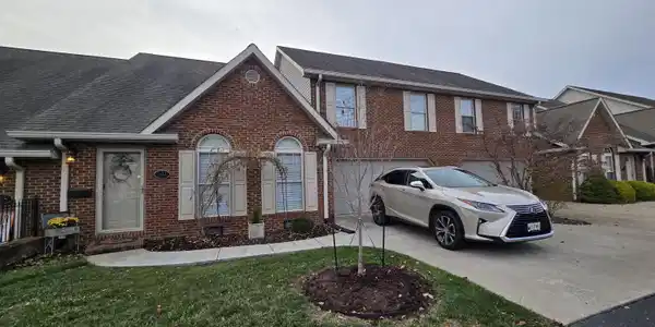 404 East Mountain View Road