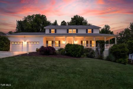 2 Gatewood Drive