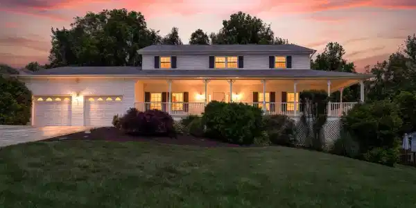 2 Gatewood Drive