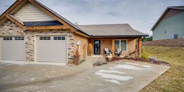 1039 Traders Walk