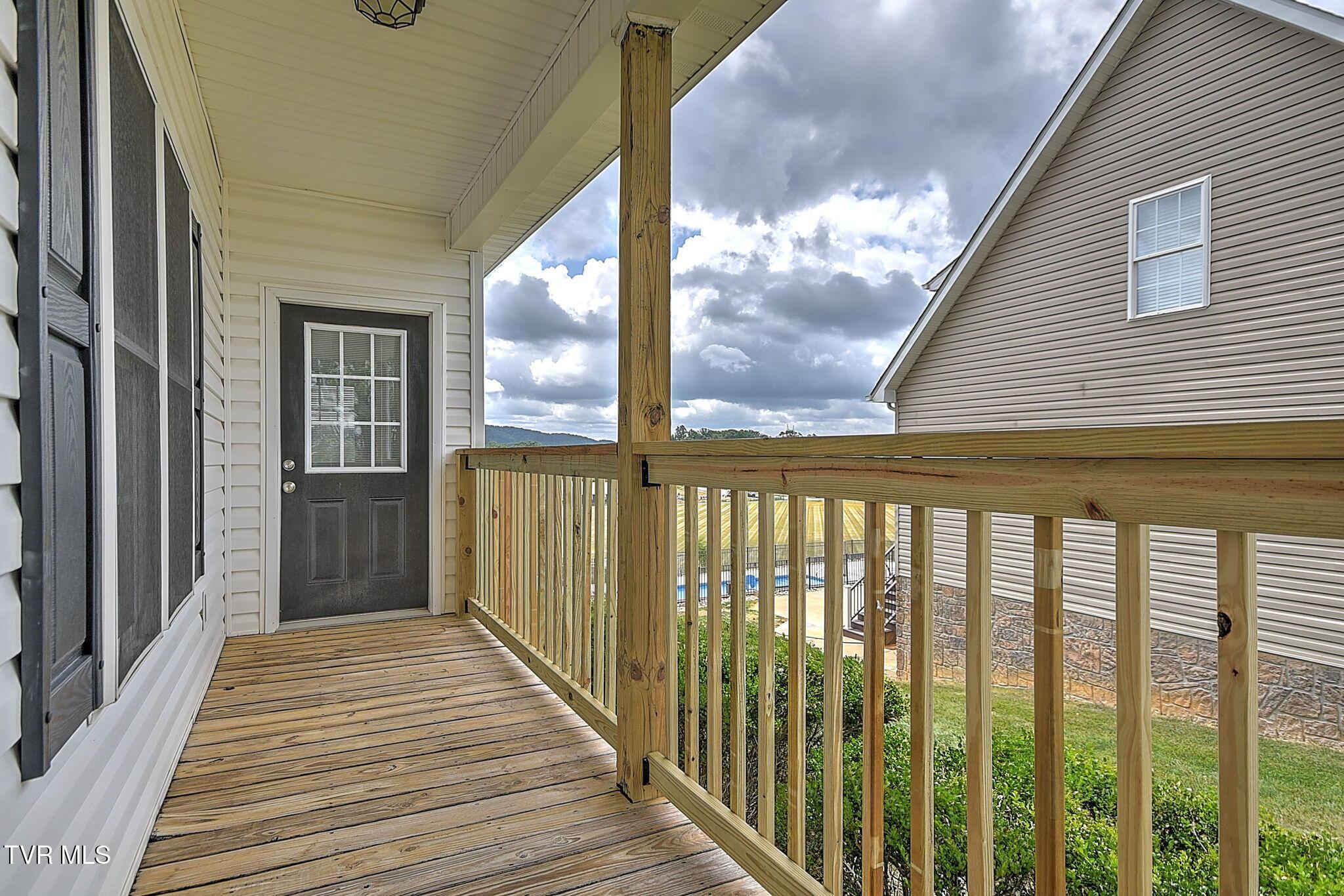 Image 3: 4-web-or-mls-931 Walkers Bend SS-5