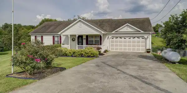 2146 Buttercup Lane