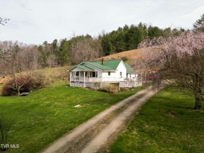 1563 Stage Road