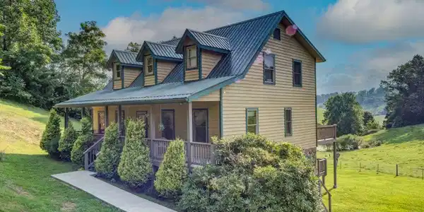 1212 Dry Hill Road