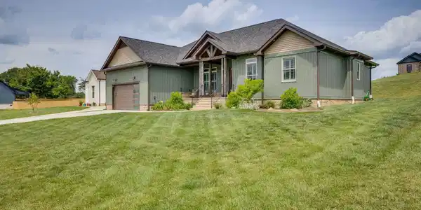 545 Pleasant Valley Road