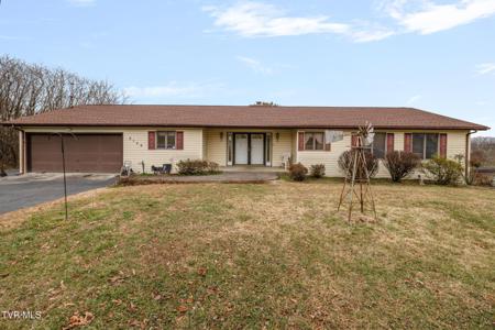 2129 Welch Road