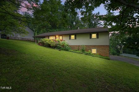 301 Highland Road