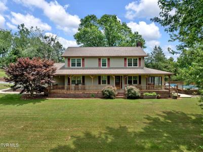 396 V I Ranch Road